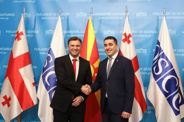 შალვა პაპუაშვილი ეუთოს თავმჯდომარეს, ჩრდილოეთ მაკედონიის საგარეო საქმეთა მინისტრს შეხვდა