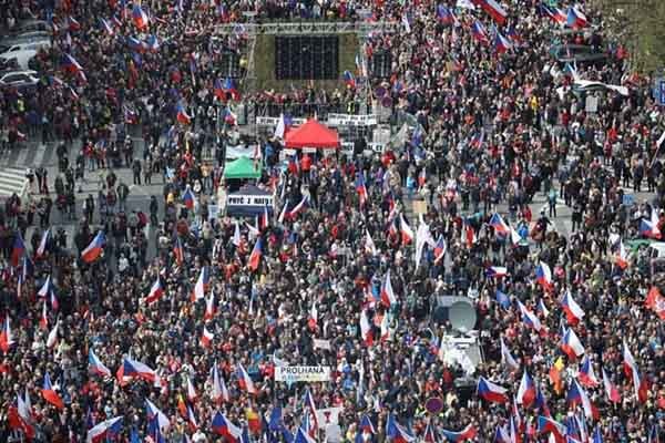 პრაღაში მთავრობის საწინააღმდეგო აქცია გაიმართა