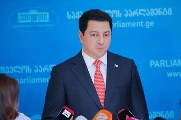 არჩილ თალაკვაძე: „ნაციონალური მოძრაობა“ შინაარსისგან დაცლილია და პოლიტიკურ თავდაღმართში მიემართება