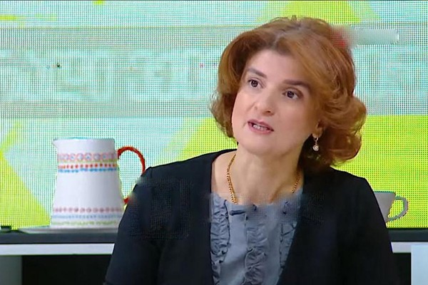 ენდოკრინოლოგი ეკატერინე კვარაცხელია აცხადებს, რომ აქონდროპლაზიის სამკურნალო პრეპარატი გამოყენებულია იმ ქვეყნებში, სადაც მიმდინარეობდა კლინიკური კვლევა და ინტენსიურად ხდება პაციენტებზე დაკვირვება