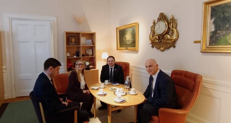 ნიკოლოზ სამხარაძე შვედეთის პარლამენტის ვიცე-სპიკერებს და საპარლამენტო მეგობრობის ჯგუფის წევრებს შეხვდა