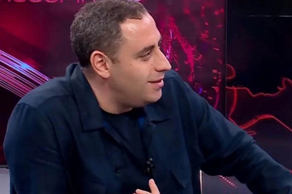 გიორგი ვაშაძე: იზოლაციისთვის და მარცხისთვის განწირულ პუტინს „ქართული ოცნება“ უძვრება - ჩვენი ამოცანაა, საზოგადოების გამოფხიზლება, როგორც რუსულ კანონზე ავუხსენით და კარგად გაიგო ხალხმა, ასე უნდა გავაკეთოთ ახლაც