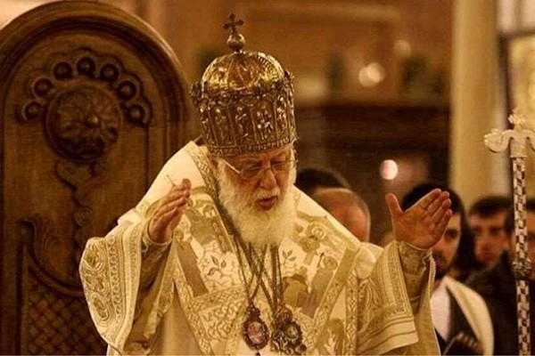 ილია მეორე დიასპორის წარმომადგენლებს: თქვენ სამშობლოს განუყოფელი ნაწილი, ჩვენი ფიქრი და ტკივილი ხართ, ამასთან, იმედიც, რადგან მრავალი ოჯახის ფიზიკური არსებობა თქვენი შრომის შედეგია