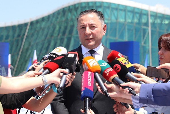 ვახტანგ გომელაური: დღეს აღვნიშნავთ იმ ადამიანების დღეს, რომლებიც 24 საათის განმავლობაში, ღირსეულად და ერთგულად ემსახურებით სამშობლოს