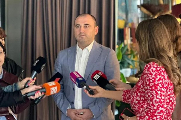 ლევან ხაბეიშვილი: საუბარი, რომ პრემიერობის კანდიდატად სააკაშვილის წარდგენას ვაპირებთ, უტრირებულია - ის ივანიშვილის დამარცხებისთვის გარკვეული ფაქტორი იქნება, თუმცა, რა პოლიტიკური როლი ექნება, თავად გადაწყვეტს