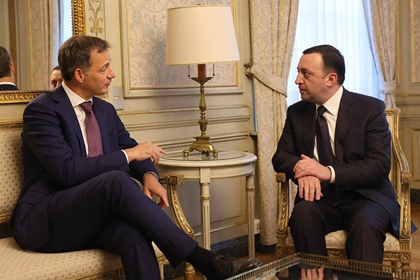 ირაკლი ღარიბაშვილი: ბელგიის სამეფოს პრემიერ-მინისტრთან შეხვედრაზე რეგიონული და გლობალური გამოწვევები, ორმხრივი ურთიერთობები და საქართველოს ევროპული მისწრაფებების მხარდაჭერა განვიხილეთ