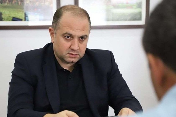 ირაკლი ჩიქოვანი: მოლდოველი და უკრაინელი კოლეგების მიმართ დიდი პატივისცემის მიუხედავად, ზუსტად ვიცი, რომ ჩემი ქვეყანა ინსტიტუციური მდგრადობით გაცილებით უფრო ძლიერია, ვიდრე ის ორი სახელმწიფო