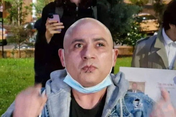 ლაზარე გრიგორიადისის მამამ პირი და თვალი ამოიკერა