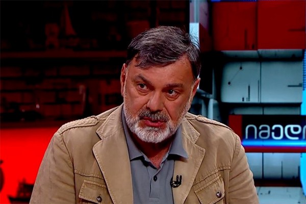 ბიძინა გიორგობიანი: რანაირად უნდა მოხდეს დეპოლარიზაცია, როდესაც ერთ მხარეს არის ხელისუფლება, რომელიც ყველანაირად ცდილობს ომში არ ჩაერთოს საქართველო და მეორე მხარეს ჯგუფი, რომელიც ცდილობს რამენაირად ააყირაოს ქვეყანა