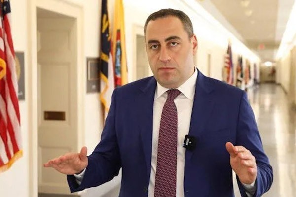 გიორგი ვაშაძე: „ქართული ოცნება“ მიეჩვია მძევლებით საუბარს დასავლელ პარტნიორებთან - დარწმუნებული ვარ, მაინც მოუწევთ თავისივე ხელით სააკაშვილის გათავისუფლება, რაც არ უნდა იქადნოს ირაკლი კობახიძემ