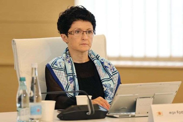 თეა წულუკიანი: ვაშაძემ, რომელსაც თავისი თავისთვის ვერ მიუხედავს, სხვას როგორ უნდა მიხედოს და მითუმეტეს როგორი გამაერთიანებელი უნდა იყოს, ეს ძალიან დიდი კითხვის ნიშანია ჩემთვის