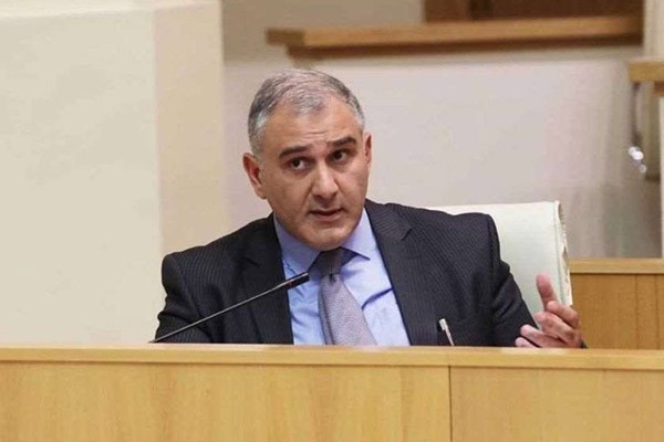 მიხეილ სარჯველაძე: მნიშვნელოვანი კრიტიკა დავიმსახურეთ მაშინ, როდესაც პრემიერმა გააკეთა განცხადება, რომ სანქციების მუშაობას აქვს გარკვეული პრობლემები. ახლა ვხედავთ, რომ ამაზე საუბრობენ თავადაც