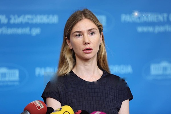 თინა ბოკუჩავა: ევროკავშირის ანგარიში სინამდვილეში ძალიან კრიტიკული და მძიმეა, „რუსული ოცნება“ ყველაფერს უკუღმა კითხულობს