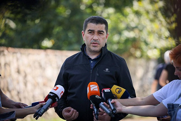 შალვა პაპუაშვილი: სამწუხაროდ, მედიაში, არასამთავრობო ორგანიზაციებში,  პოლიტიკოსებში არის ბევრი ჯგუფი, რომელსაც აქვს არა საზოგადოებრივი ინტერესი, არამედ პარტიული დღის წესრიგი
