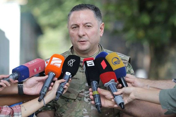 ვახტანგ გომელაურის განცხადებით, მმართველ გუნდში მისი გადაყენების შესახებ საუბარი არ ყოფილა