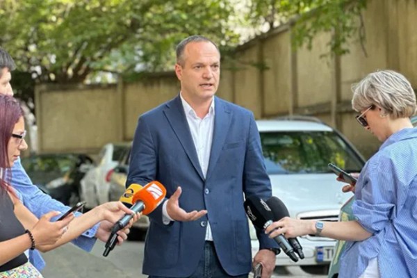 პეტრე ცისკარიშვილი: სალომე ზურაბიშვილს, მიუხედავად იმისა, რომ საქართველო საპრეზიდენტო ქვეყანა არ არის, აქვს თავისი ბერკეტები - სააკაშვილის შეწყალების შედეგად ქვეყანა ბევრად წინ წაიწევდა ევროინტეგრაციის გზაზე
