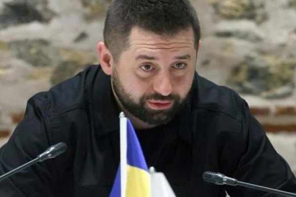 დავით არახამია სალომე ზურაბიშვილის იმპიჩმენტზე: საქართველოს მთავრობა საბოტაჟის მორიგ და ყველაზე სამარცხვინო აქტს ახორციელებს - „ოცნება” იბრძვის იმისთვის, რომ საქართველო ევროპული სტატუსის გარეშე დატოვოს