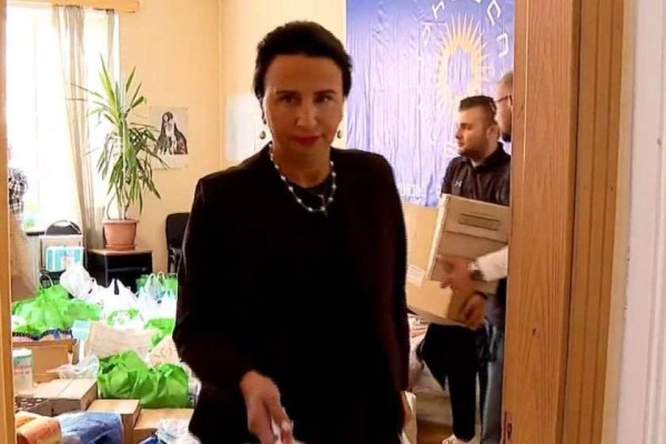 „ქართული ოცნების“ თბილისის რაიონული ორგანიზაციები გურიაში სტიქიით დაზარალებულთა დასახმარებლად საქველმოქმედო აქციაში ჩაერთნენ