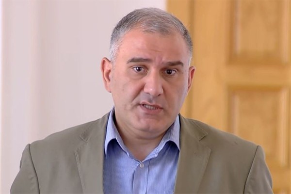 მიხეილ სარჯელაძე: პრეზიდენტი პოლიტიკურ მიზანშეწონილობას ყოველთვის კანონსა და კონსტიტუციაზე მაღლა აყენებს