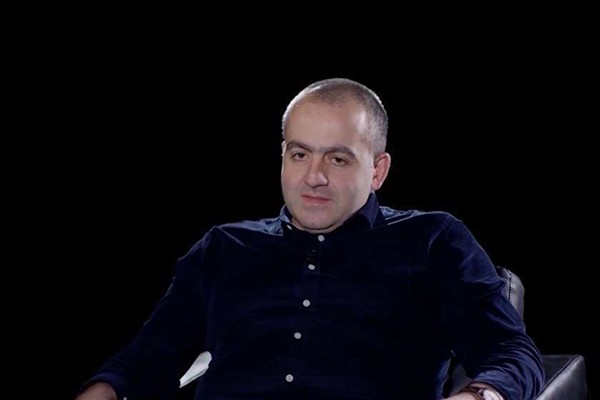 გიორგი გამსახურდია რადიკალურ ოპოზიციაზე: პოლიტიკურ ცხოვრებაში მათი დარჩენის ერთადერთი საშუალება არის სწორედ ამ გზით სხვლა - სახელმწიფო გადატრიალება, არეულობა
