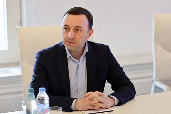 ირაკლი ღარიბაშვილი: ძალოვნებისთვის ჩვენ შარშან ხელფასის 20%-იანი ზრდა გავაკეთეთ და ჯამში, ბოლო 2 წელიწადში, თითქმის 40-45%-იანი ზრდა გამოგვივიდა ძალოვნებში,  პოლიციაში, ჯარში და სპეცსამსახურებში