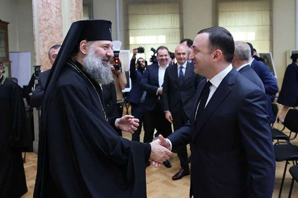 პრემიერი: ჩვენს ისტორიაში არაერთი ადამიანია, რომელთა ღვაწლი, ჩვენი სამშობლოსთვის თავდადება უფრო მეტ აღიარებასა და დაფასებას იმსახურებს. მათ შორისაც, განსაკუთრებულია ღირსი ალექსი სენაკელი (შუშანია)