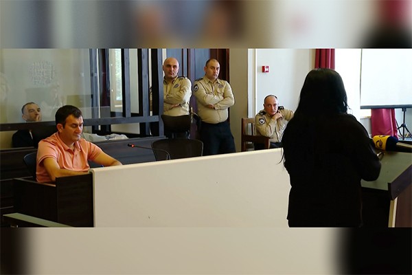 „ქრონიკის“ ექსკლუზივი. როგორ აწამა მეგის ქარდავამ ორსული ქალი - წამებისა და არაადამიანური მოპყრობის მსხვერპლმა ბელა როგავამ 15 წლის წინანდელ ფაქტზე სასამართლოს ჩვენება მისცა