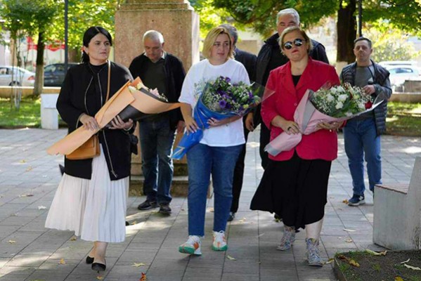 საქართველოს ეროვნული გმირის ზაზა დამენიას ხსოვნას გურიაში სახელმწიფო რწმუნებულის მოადგილეებმა პატივი მიაგეს