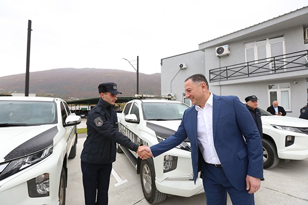 შინაგან  საქმეთა მინისტრმა  რაჭა-ლეჩხუმისა და ქვემო სვანეთის პოლიციის  ახლადშექმნილი დეპარტამენტისთვის განკუთვნილი შენობა გახსნა