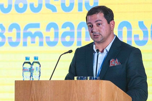 არჩილ თალაკვაძე: განცხადება, რომ ევროკავშირში ხალხი და ხელისუფლება ცალ-ცალკე შევა, არის აბსურდი - არცერთ ევროპელს, თავში აზრად არ მოუვა, რომ ხელისუფლება და ხალხი ერთმანეთს დააშოროს