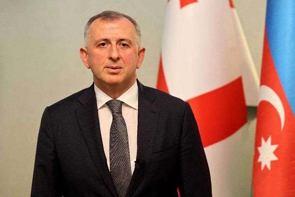 ზურაბ პატარაძე: პრემიერ-მინისტრი მიიღებს მონაწილეობას SPECA-ს ეკონომიკურ ფორუმში, რომელსაც ასევე ესწრებიან შუა აზიის ქვეყნების ლიდერები. პრემიერ-მინისტრი აღნიშნულ ღონისძიებას უშუალოდ ესწრება ილჰამ ალიევის მოპატიჟებით