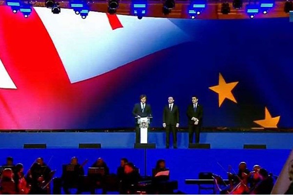 ირაკლი კობახიძე: სადაც აჩვენებ ღირსებას, მიიღებ ღირსეულ პასუხს - გილოცავთ ჩვენს საერთო გამარჯვებას