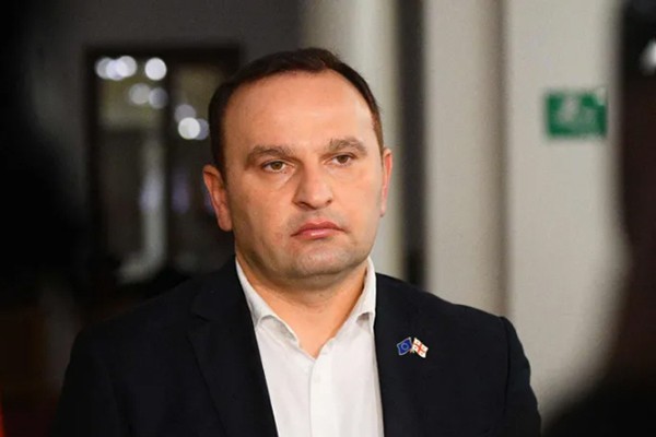 პაატა მანჯგალაძე პრემიერის ანგარიშზე: ანგარიშამდე ბოდიშია მოსახდელი, რადგან წელიწადნახევრის განმავლობაში სტატუსის ჩაგდებას ცდილობდნენ და არ გამოუვიდათ