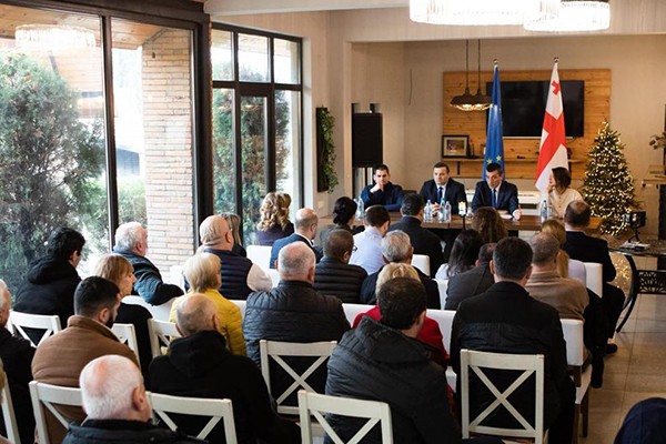 გიორგი გახარია: დღევანდელმა ხელისუფლებამ რუსეთის ტერიტორიიდან ისე შემოიყვანა ოჯახები საფლავების მოსანახულებლად, რომ არავის არაფერი უთხრა