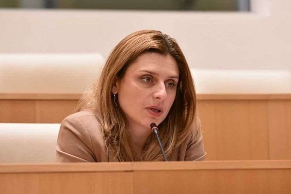 თეონა აქუბარდია: ძალაუფლების შენარჩუნებისთვის ცდილობენ, რომ ყველა პარტია მიაწებონ „ნაციონალურ მოძრაობას“, მაგრამ არ მგონია, რომ ეს ზღაპარი მოსახლეობამ მეოთხეჯერაც დაიჯეროს