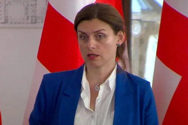 თეონა აქუბარდია:  ხელმოწერები მიხეილ სააკაშვილის გასათავისუფლებლად არის „ნაციონალური ამომრჩევლისთვის“, მე მანდ არაფერ შუაში ვარ