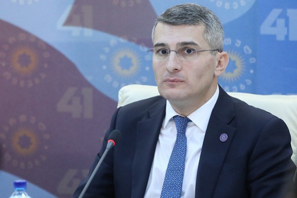 მამუკა მდინარაძე: არანაირ ირიბ თუ პირდაპირ გადახვევას, საქართველოს კონსტიტუციიდან, ევროპული პრაქტიკიდან, აღარ ვაპირებთ - 19 აპრილის შეთანხმება იყო ერთი პრეცედენტი, როდესაც ეს გადახვევა ჩვენ დავუშვით
