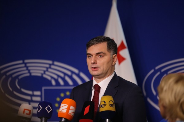ვახტანგ მახარობლიშვილი - ევროპარლამენტის პრეზიდენტმა საქართველოს პრემიერ-მინისტრს მიულოცა ევროპული საბჭოს დეკემბრის გადაწყვეტილება და აღუთქვა მხარდაჭერა, მათ შორის, ცხრა ნაბიჯის განხორციელების პროცესში