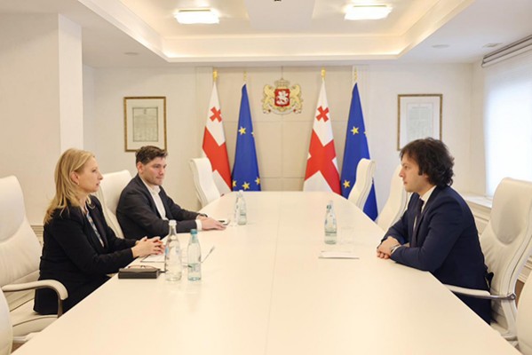 ირაკლი კობახიძე ეროვნული ბანკისა და  „ლიბერთი ბანკის