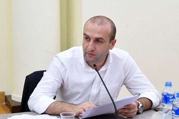 იაგო ხვიჩია: მიკვირს, რა დავაშავეთ ისეთი, რომ პრეზიდენტთან მიწვევის ობიექტები არ ვართ, როგორც ჩანს, პრეზიდენტს ვაბრაზებთ