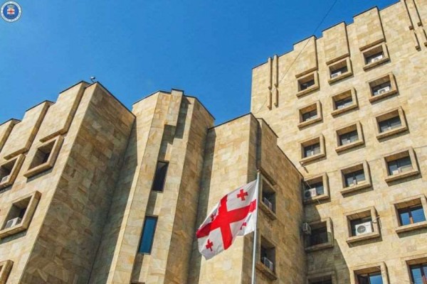 მეუღლის მკვლელობაში ბრალდებულს უვადო თავისუფლების აღკვეთა მიესაჯა