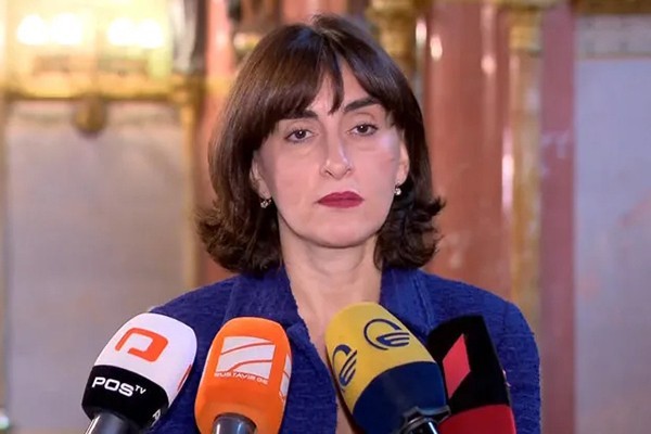 ჩვენთვის დეზინფორმაცია ვერ იქნება ის, რომ ზურაბ ადეიშვილი, რომელიც ვიხილეთ შეხვედრაზე, არის შემოქმედი იმ რეჟიმის, რომელიც საქართველოში მიმართული იყო ადამიანის უფლებების ტოტალიტარულად დარღვევისკენ