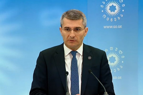 მამუკა მდინარაძე: სააკაშვილი და სალომე ზურაბიშვილი უტევენ ეკლესიას და ცდილობენ, რომ რაღაცები მოიგონონ. სააკაშვილის არაადეკვატურობა კომენტარს მიღმაა