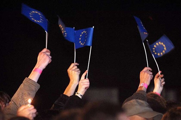 Euronews-Ipsos-ის გამოკითხვა: ევროპარლამენტში არჩევნების წინ რესპონდენტთა 46% მხარს უჭერს საკუთარ ქვეყანაში გადაწყვეტილების მიღების პროცესის გაძლიერებას