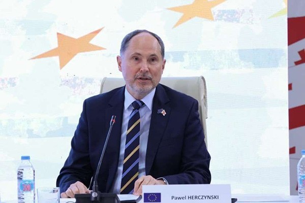 ევროკავშირის ელჩი: დრო იწურება და საჭიროა პროგრესის მიღწევა - საგზაო რუკა ძალიან მკაფიოა: 9 ნაბიჯი!