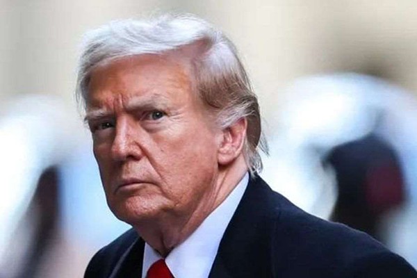 The Washington Post: ტრამპმა კერძო საუბარში განაცხადა, რომ უკრაინას აიძულებს ყირიმი და დონბასი რუსეთს დაუთმოს, რითაც ომს დაასრულებს