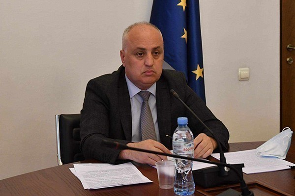 დიმიტრი ხუნდაძე: პრეზიდენტს დარჩა ერთადერთი კრიმინალი შესაწყალებლად - მიხეილ სააკაშვილი, ოღონდ ჯერ უნდა გადაწყვიტონ მისმა მბრძანებლებმა უცხოეთში, როდის აწყობთ ეს