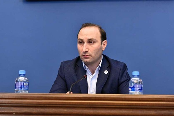 ანრი ოხანაშვილი ოპოზიციას: გსურთ დისკუსიის ჩაშლა და ამის საშუალებას არ მოგცემთ - მესმის, რომ რთულია სიმართლის მოსმენა, მაგრამ მოგიწევთ