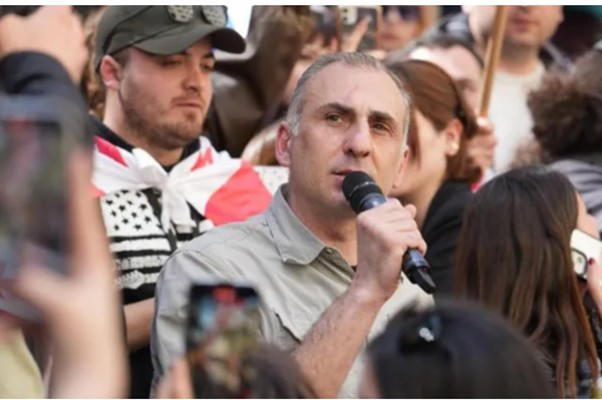 ალეკო ელისაშვილი: ქართველად დავიბადე და ქართველად მოვკვდები, რუსის უკანალში შესაძრომად არ დავბადებულვარ - ვისაც უნდა რუსის უკანალში შესვლა, კი ეტკინება ახლა ცხვირ-პირი