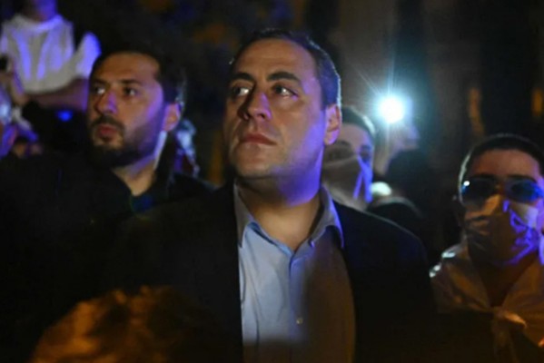 გიორგი ვაშაძე: ალყა შემოარტყეს ხალხს, მოვუწოდებ, ნუ სჩადიან უკანონო ქმედებებს - ბოლომდე აქ ვდგავართ, ჩვენს უკან სამშობლოა, მათ უკან - ღალატი
